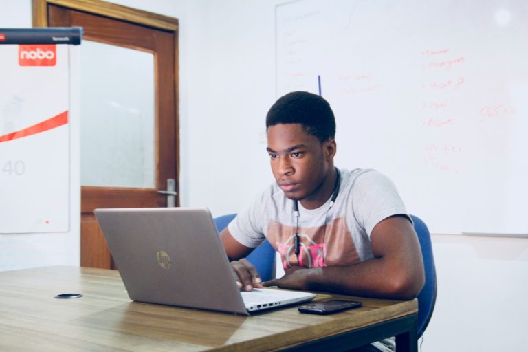 How to Use Facebook in Your Small Business