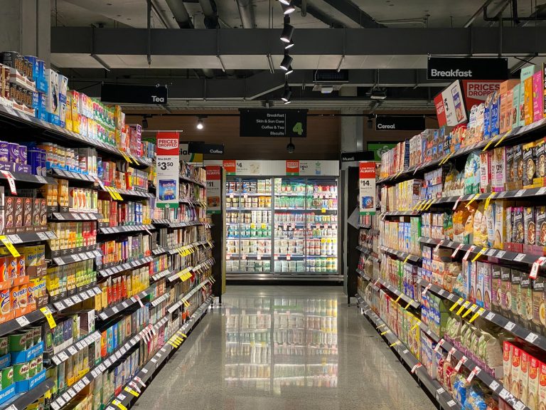 How To Slash Your Grocery Bill In Half This Month