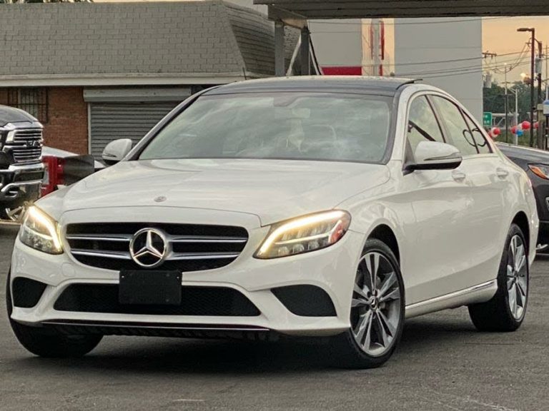 The Mercedes-Benz C200