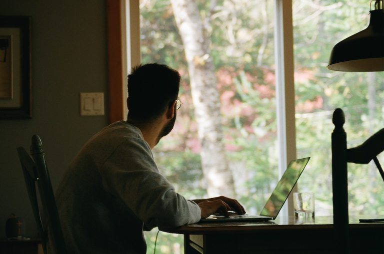 The Power of Staying Focused: Tremhost’s Daily Motivation Boost.