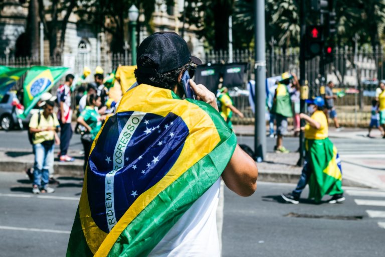 Cheap shared licenses in Brazil