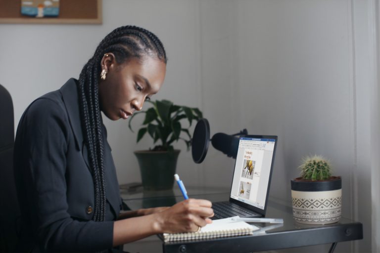 10 Qualities That Makes A Good Freelancer
