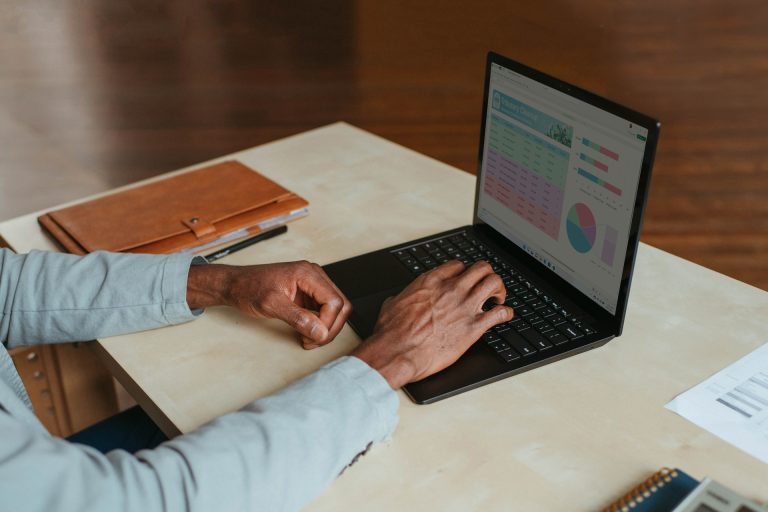 10 Steps To Becoming a Successful Freelance Writer