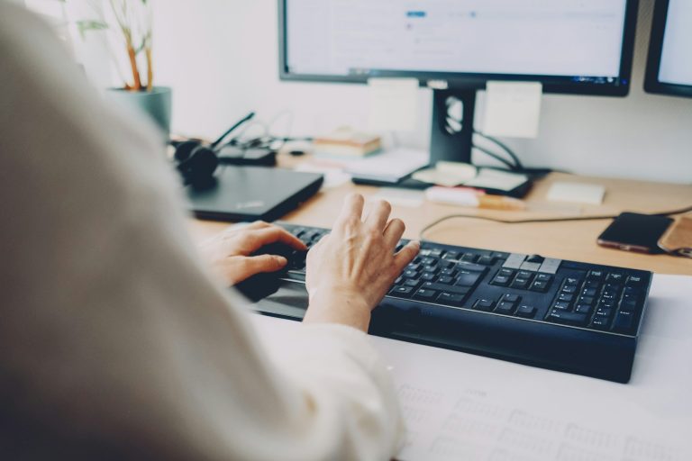 How to Pick a Low-Cost VPS for Your Startup