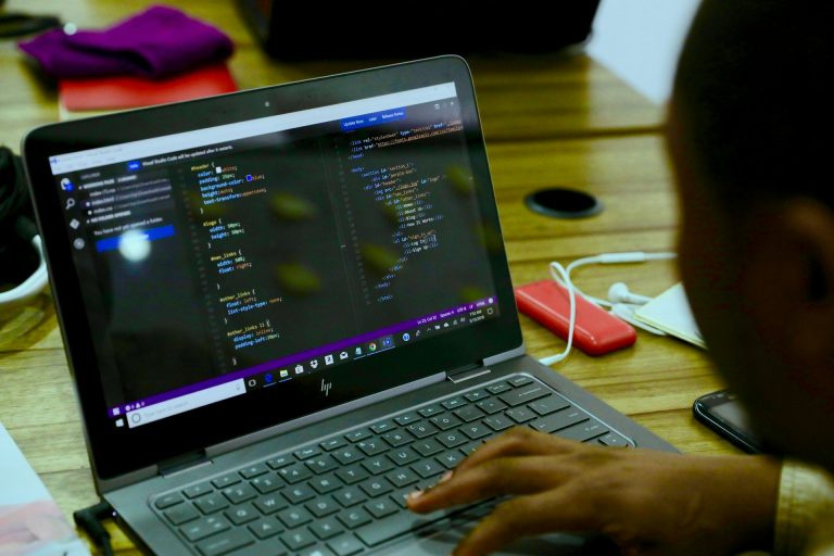 How to Monitor and Optimize VPS Performance on a Budget