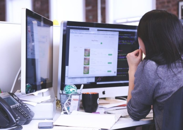 5 Ways to Make Money with Reseller Hosting