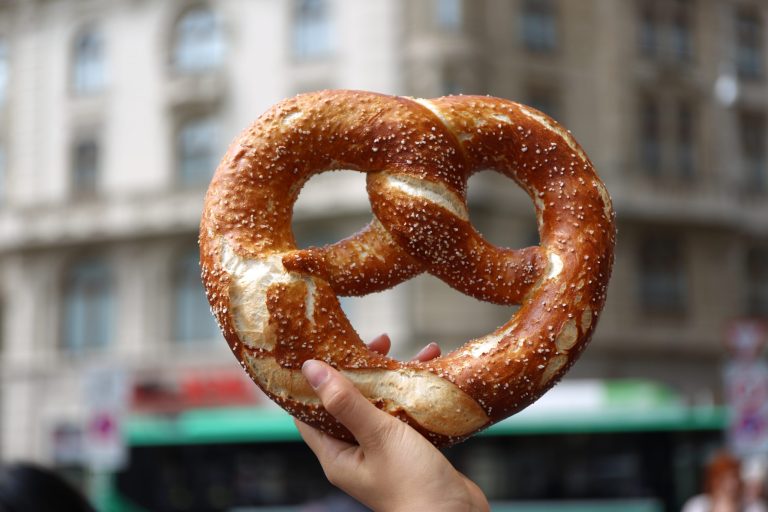10 Traditional Dutch Dishes You Have to Try